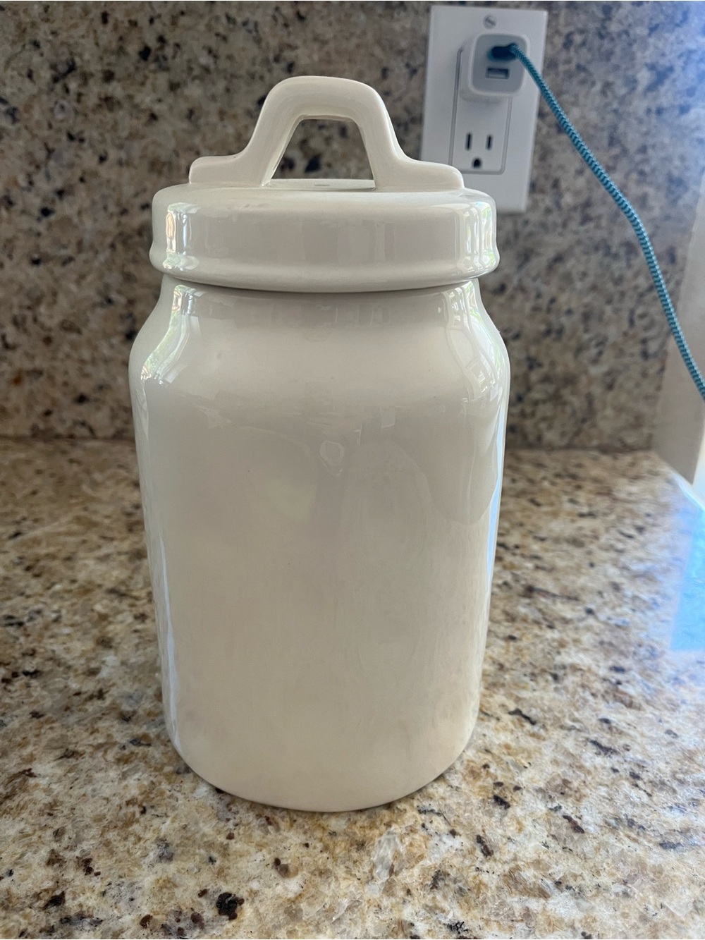 Rae Dunn Rolling Pin "ROLL." Canister Jar Farmhouse - Picture 2 of 2